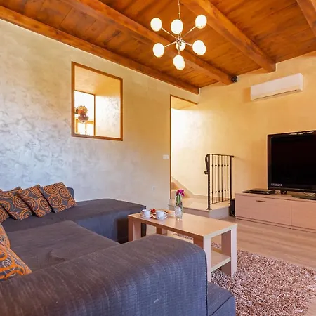 Ana's Paradise Semesterbostad