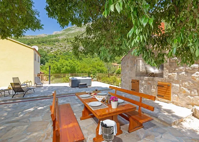 בית נופש Ana's Paradise